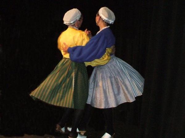 Deux danseuses 1995